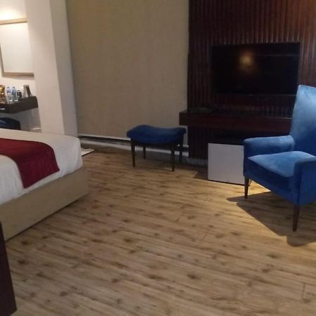 Grand Ittehad Boutique Hotel ลาฮอร์ ภายนอก รูปภาพ