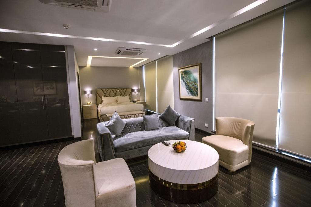 Grand Ittehad Boutique Hotel ลาฮอร์ ภายนอก รูปภาพ